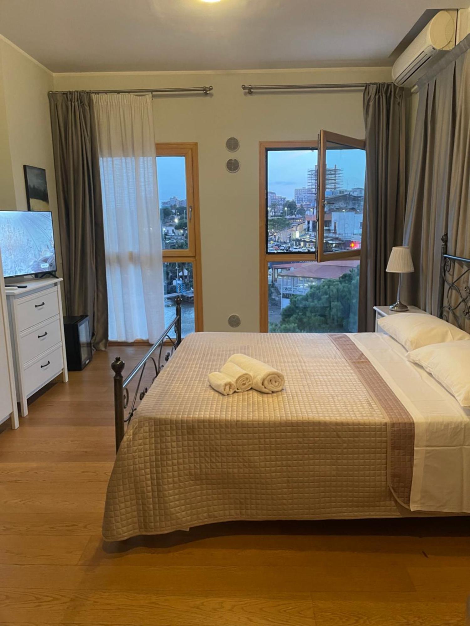 Baia Di Ognina Bed & Breakfast CTA Exterior photo