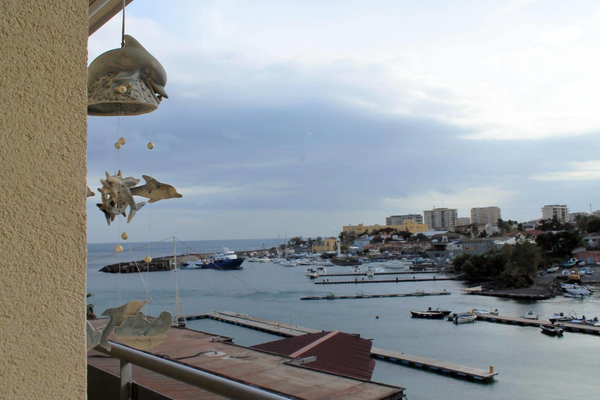 Baia Di Ognina Bed & Breakfast CTA Exterior photo